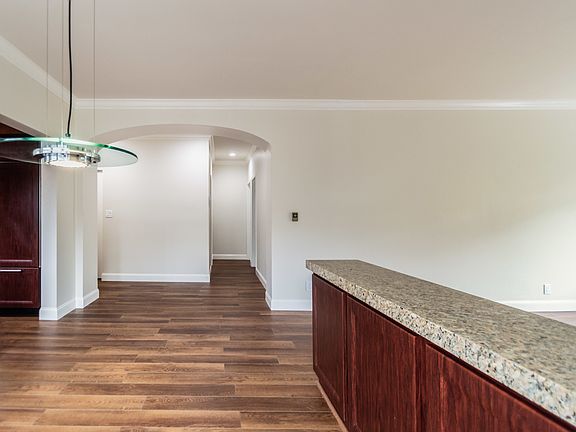 3rd image of 1470 Golden Gate Ave APT 6
