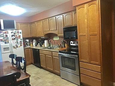 4th image of 4960 Barton Springs Dr
