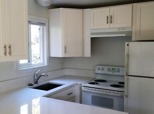1541 NW 52nd St APT 3, Seattle, WA 98107