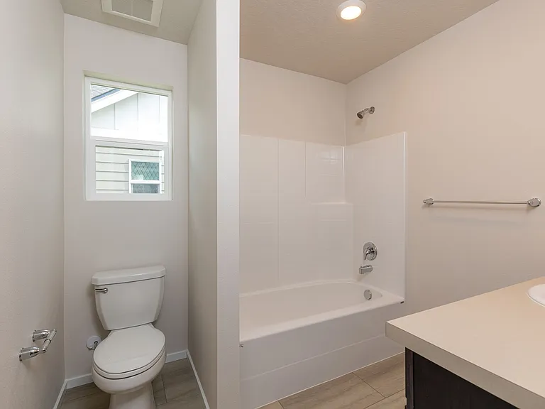 24513 E Feather Loop — Photo 1