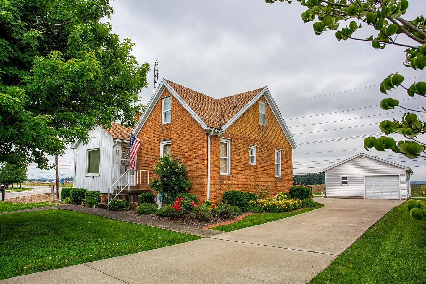 331 N Washington St photo 1