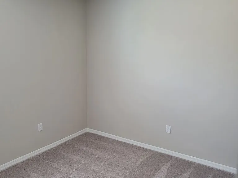 1281 Oak Valley Dr — Photo 14