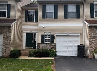 945 Katie Cir, Royersford, PA 19468