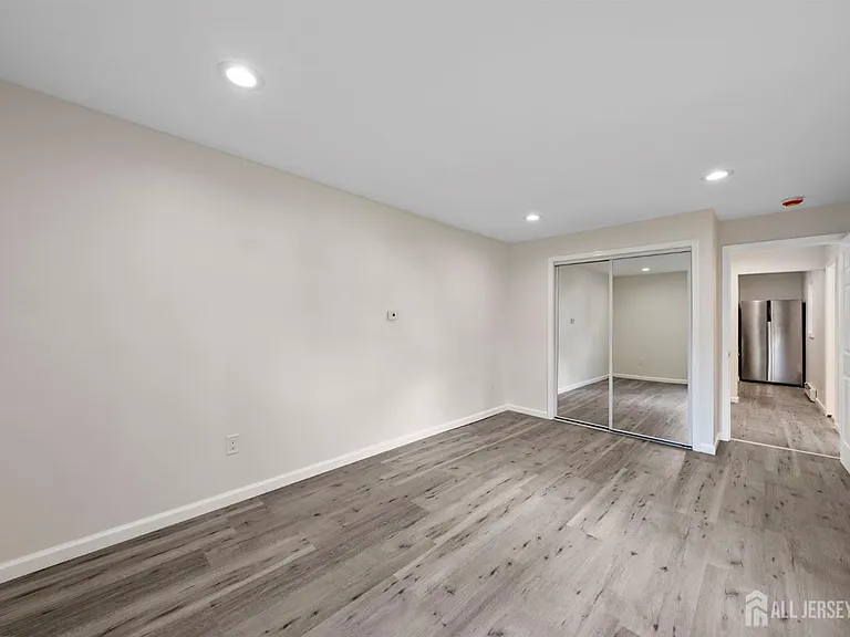 166 Prigmore St #1 — Photo 6