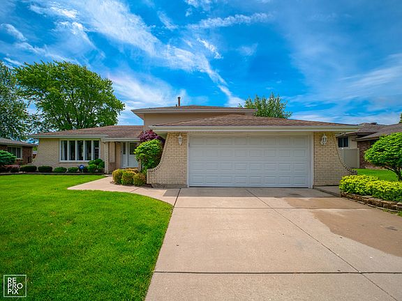 2nd image of 9049 W 140th St