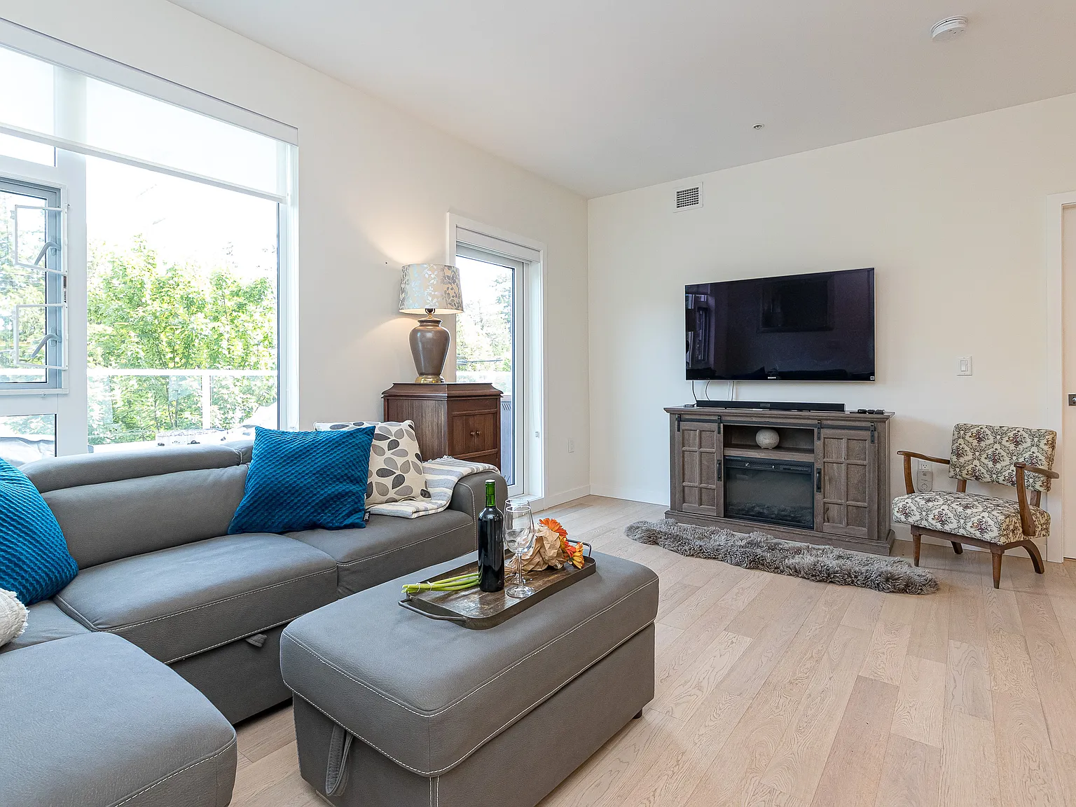 Cordova Bay Rd, Saanich — Photo 1