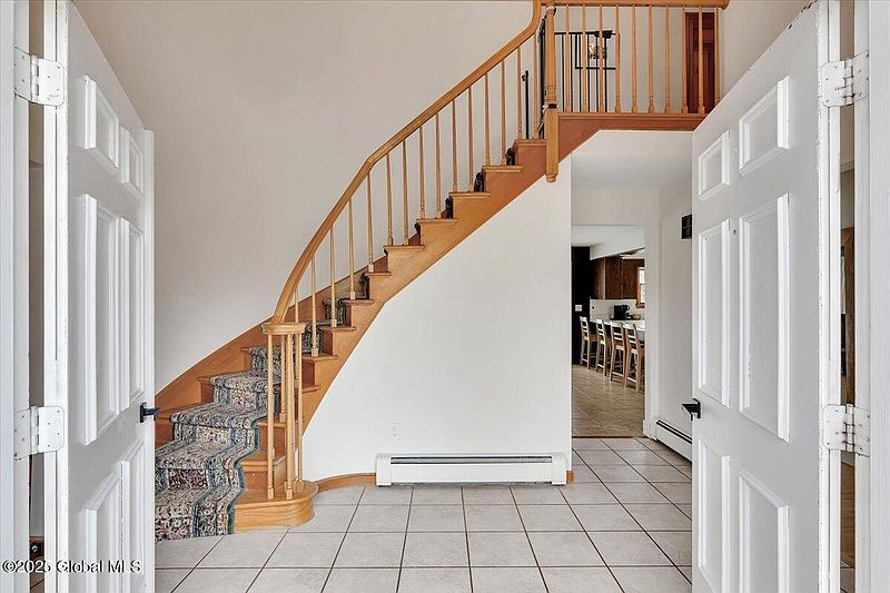 5th image of 21 Eastview Terrace