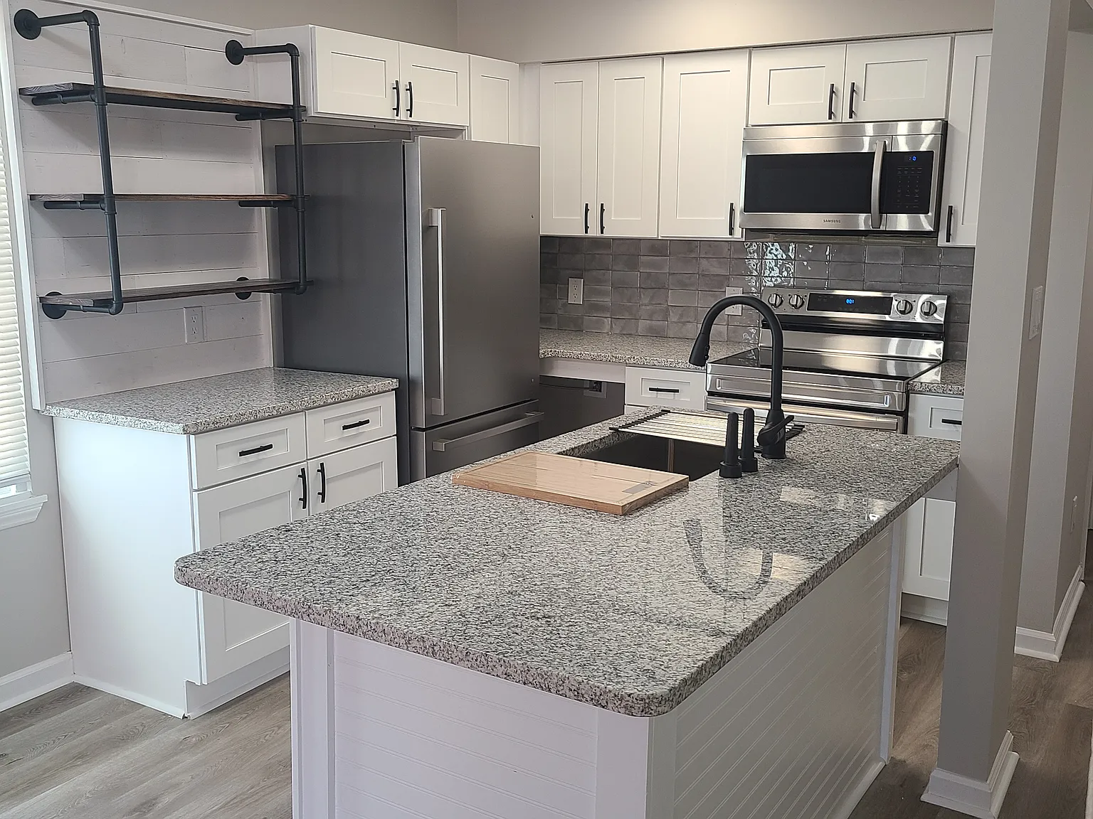 2 bed, 1.5 bath, 1000 sqft, $1,285 — Photo 4