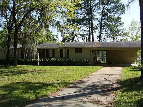 8244 Lake Carroll Dr, Donalsonville, GA 39845