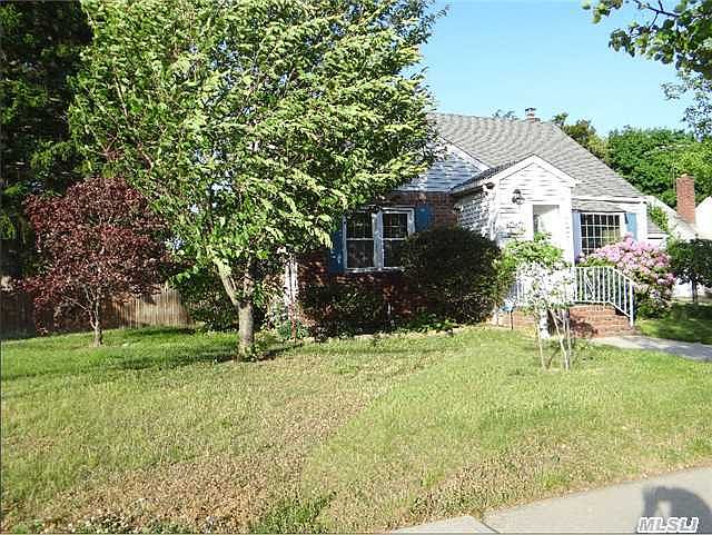 1st image of 1 Libby Ave