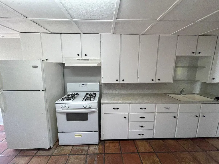 736 Omar Rd #1 — Photo 6