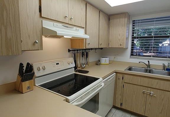 5th image of 4009 Vana Dr