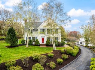 24 Crosswinds Dr, Groton, CT 06340