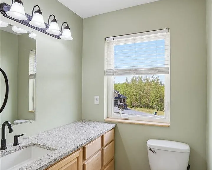 1421 N Landmark Dr — Photo 41