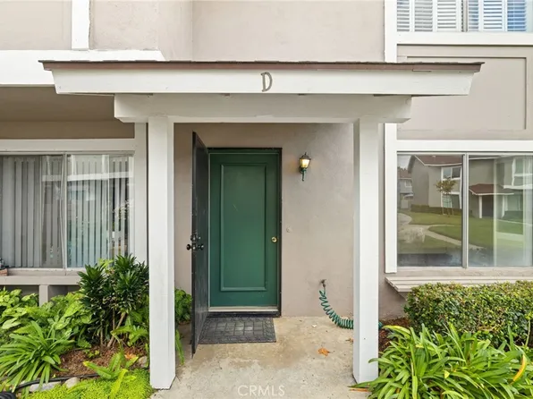 1705 N Willow Woods Dr Unit D, Anaheim, CA 92807