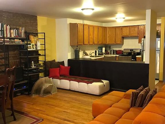 3rd image of 355 W 20th St Unit Garden
