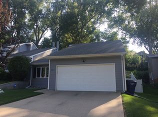 4015 Glen Oaks Blvd, Sioux City, IA 51104