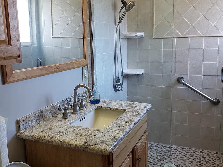212 Adlena Dr — Photo 6