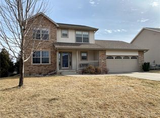 3219 146th St, Urbandale, IA 50323