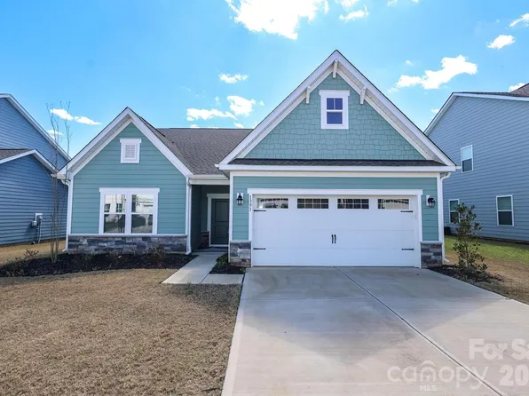 1391 Links Crossing Dr, Monroe, NC 28112