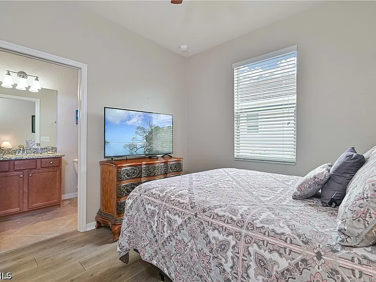 3153 Walnut Grove Ln — Photo 21