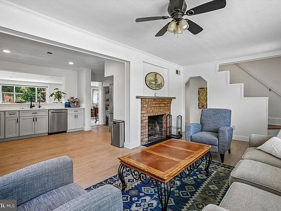 5th image of 6813 Chestnut Ave