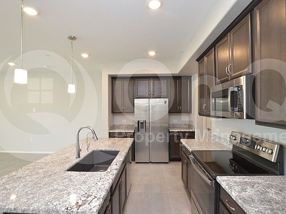 4th image of 2660 S Equestrian Dr #104