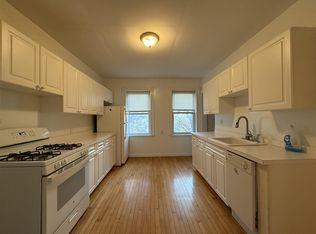 14 Centre St #M, Cambridge, MA 02139