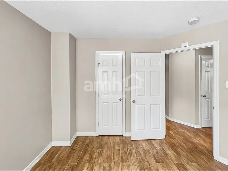 5 Paddock Pines Pl — Photo 13