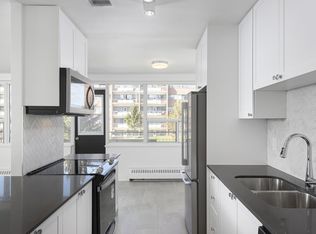 351 The West Mall #403, Etobicoke, ON M9C1E3