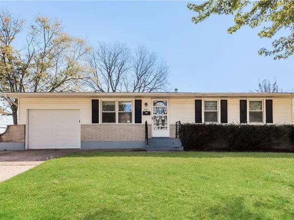 835 N Arapaho St, Independence, MO 64056