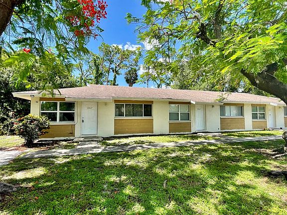 2nd image of 2267 Jeffcott St #2271