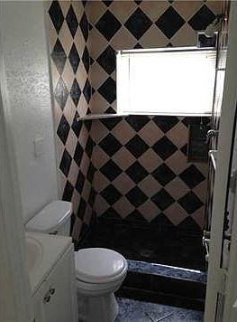5th image of 2560 NE 192nd St