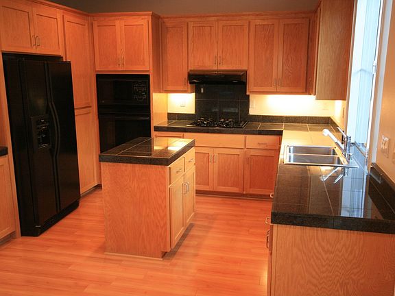 5th image of 2985 Briona Ct