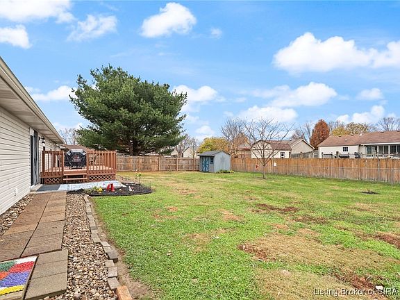5th image of 1215 Flagstone Drive