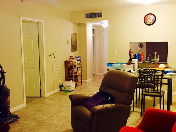 2nd image of 2935 NE 163rd St APT 3P