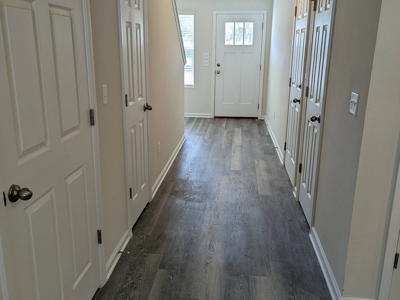 4 bed, 2.5 bath, 1548 sqft, $2,500 — Photo 4