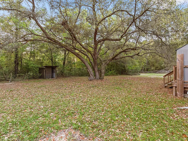 1683 County Highway 83A W — Photo 37