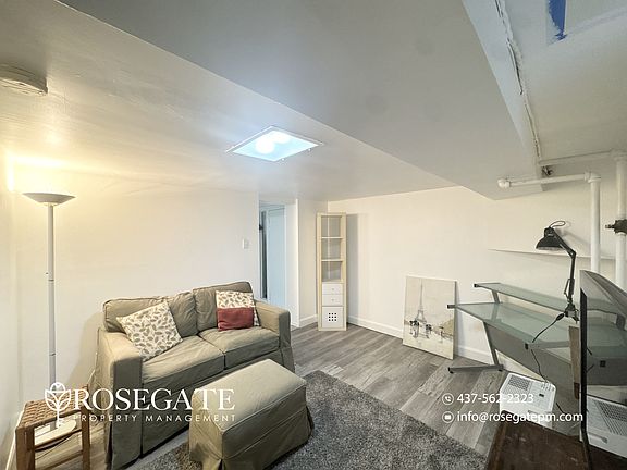 5th image of 37 Northcliffe Blvd #2