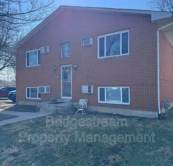222-4 Sherman St — Photo 11