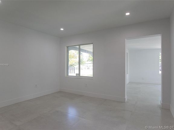 5th image of 145 NW 123rd St