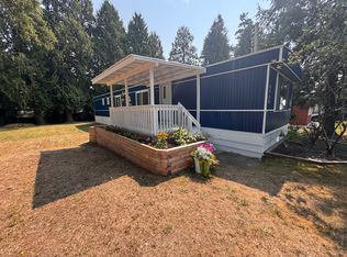 8226 Beachway Dr, Blaine, WA 98230