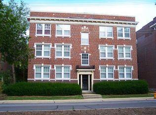 734 Kingsland Ave, Saint Louis, MO 63130