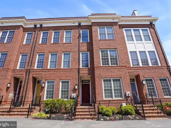 1343 Aspen St NW, Washington, DC 20012