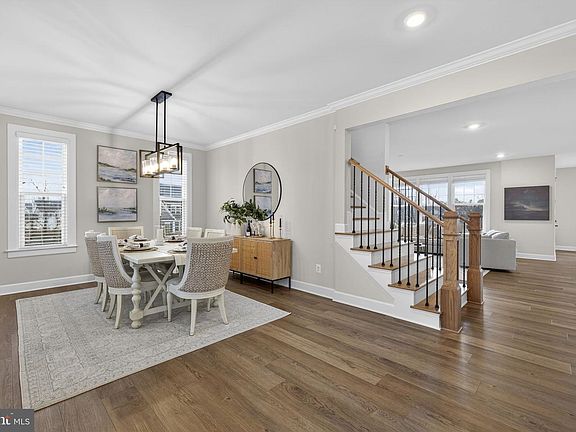 3rd image of 41249 Bloomfield Hills Ct
