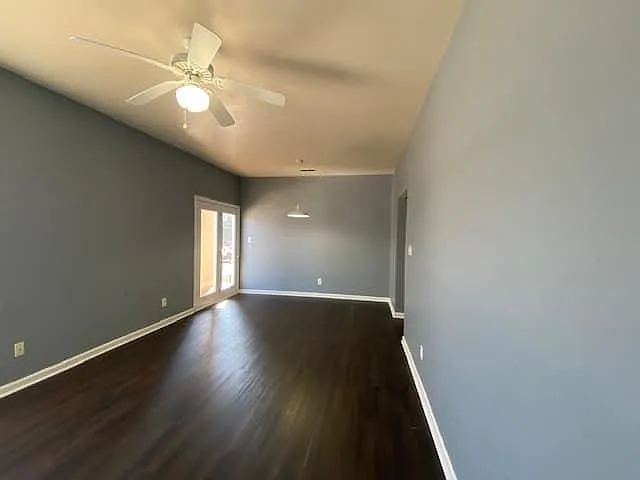 533 Big Bear Ln — Photo 4