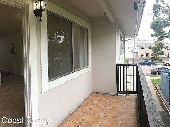 5th image of 125 Holly Ave APT 4