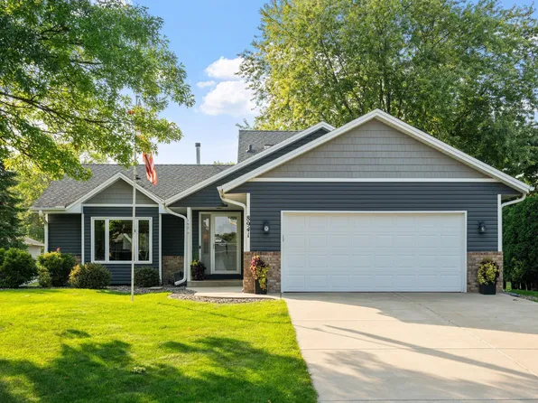 8941 Oakview Ln N, Maple Grove, MN 55369