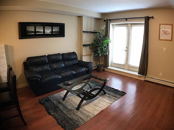 2nd image of 135 B Sandpiper Rd #2116