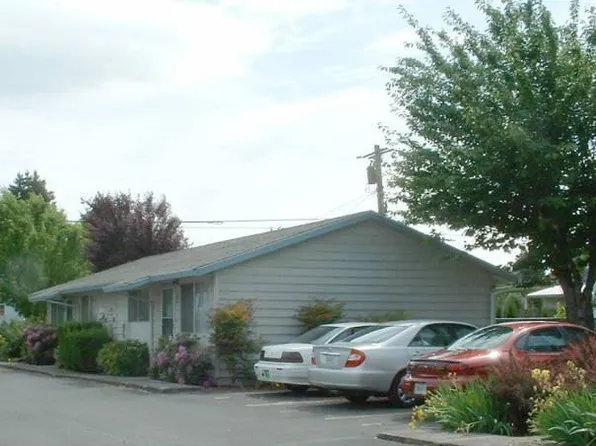 2611 18th Ave, Forest Grove, OR 97116